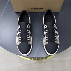 Burberry Sneakers